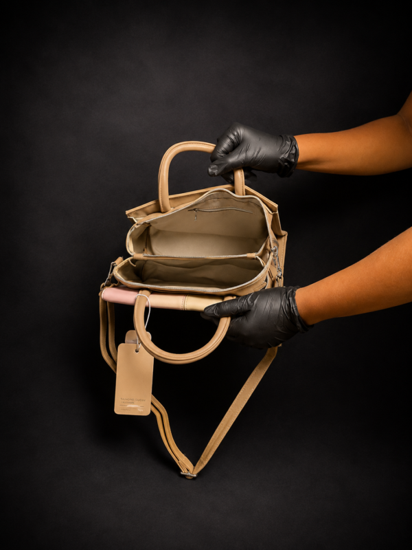 Elegant Ladies Hand Bag